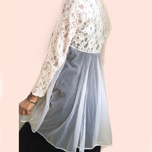 BABY DOLL LACE DRESS - Picture 2 of 3